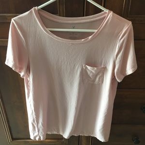 Gap tee